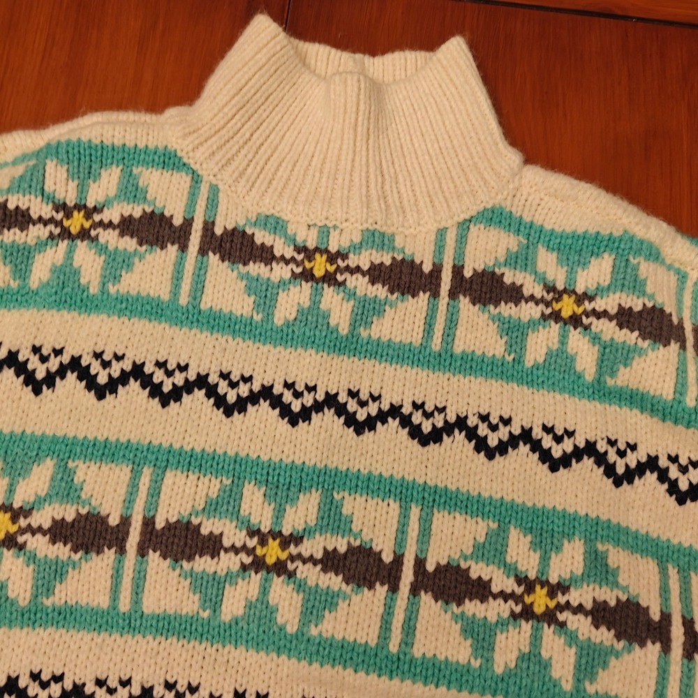 American Eagle Fair Isle Mock Neck Oversized Chunky Knit Sweater Cream Womens XS - Picture 2 of 6